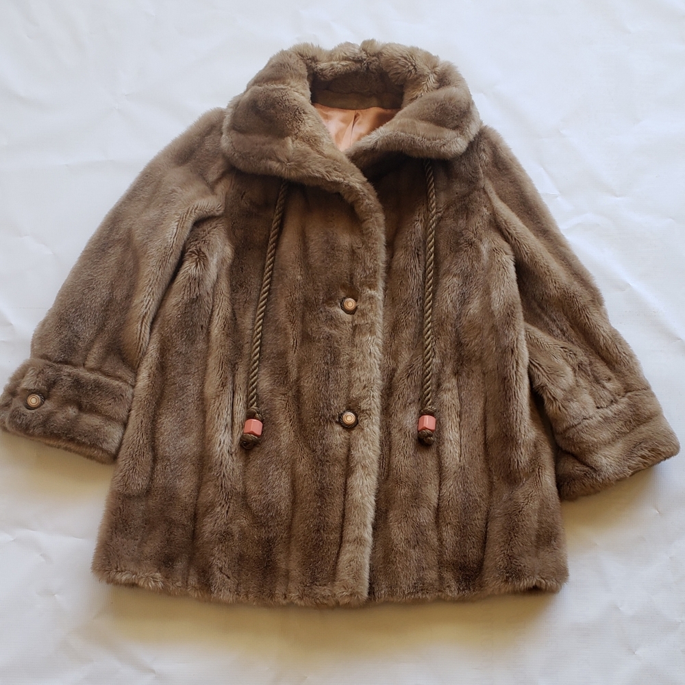 Vintage 1960s Tissavel Country Pacer Fux Fur Coat Made in France